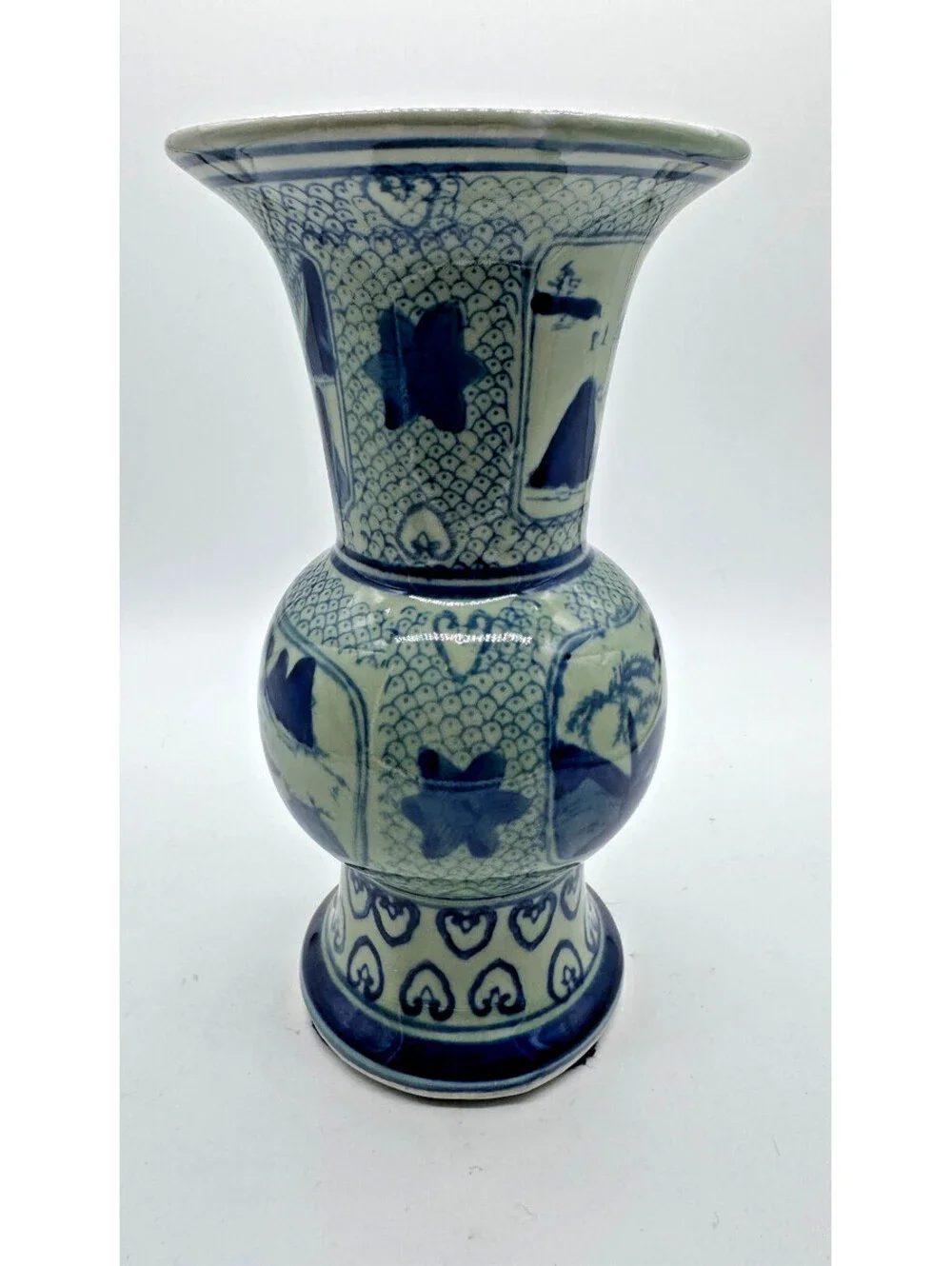 Vintage Chinese Blue White Porcelain Landscape Vase Chinoiserie 10.5